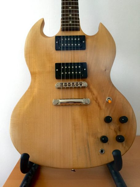 Gibson guitar, lime